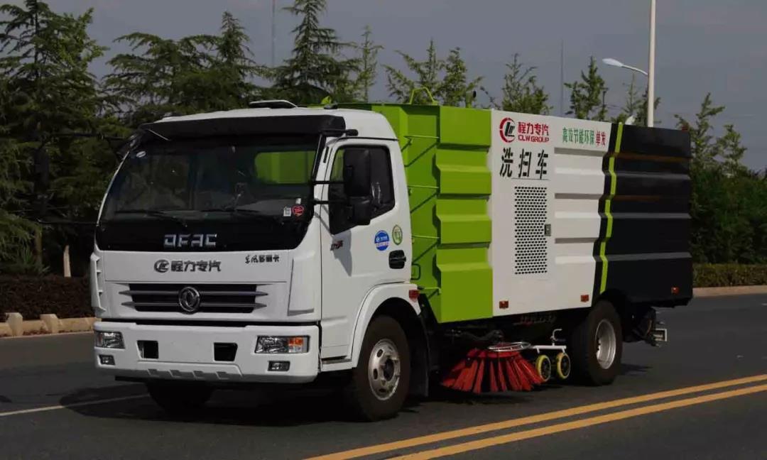 程力批量環衛車助力“2018世界華人尋根節“環衛清潔，為中國專汽之都增添榮耀受到社會各界廣泛贊譽